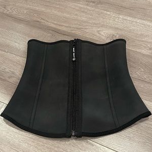 What Waist Vapor Define Band